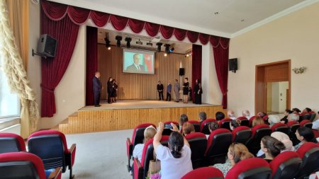 Zaqatalada Heydər Əliyevin hakimiyyətə gəlməsinin 53-cü ildönümü qeyd edilib Zaqatalada Heydər Əliyevin hakimiyyətə gəlməsinin 53-cü ildönümü qeyd edilib