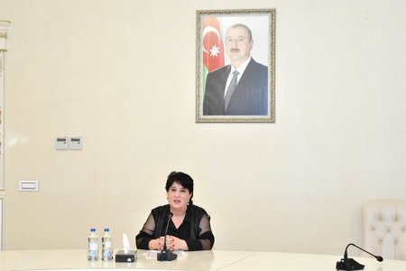 Mədəniyyət naziri Sumqayıt şəhərində vətəndaşlarla görüşüb Mədəniyyət naziri Sumqayıt şəhərində vətəndaşlarla görüşüb