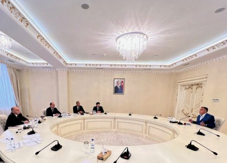 Mədəniyyət naziri Sumqayıt şəhərində vətəndaşlarla görüşüb Mədəniyyət naziri Sumqayıt şəhərində vətəndaşlarla görüşüb