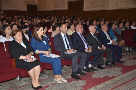Ağstafa Regional Mədəniyyət İdarəsinin rəisi Nurəddin Mehdiyevin bölgələrdə keçirdiyi seminar-müşavirə davam edir Ağstafa Regional Mədəniyyət İdarəsinin rəisi Nurəddin Mehdiyevin bölgələrdə keçirdiyi seminar-müşavirə davam edir